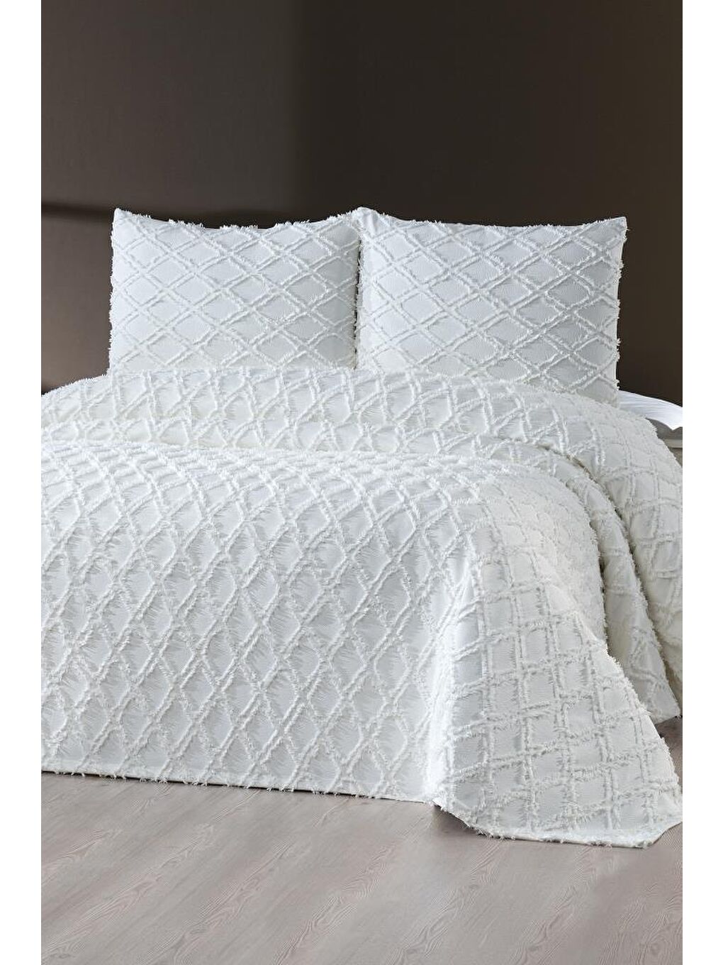 Ekru Vesya 3 Parça Çift Kişilik Pike Takımı Krem