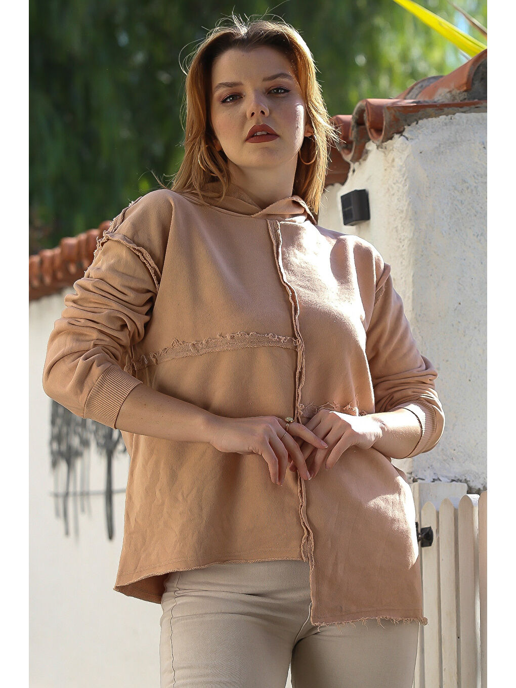 Pembe Somon Rengi Kapüşonlu Uzun Kol Yıkamalı Casual Pamuklu Asimetrik Örme Sweatshirt 75 65-2