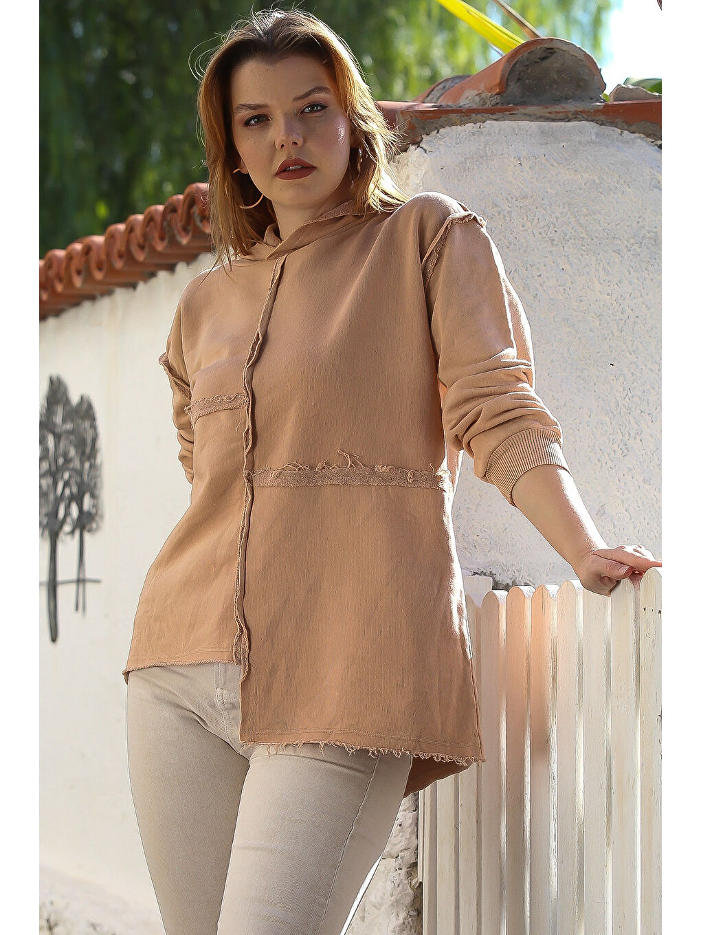 Pembe Somon Rengi Kapüşonlu Uzun Kol Yıkamalı Casual Pamuklu Asimetrik Örme Sweatshirt 75 65-3