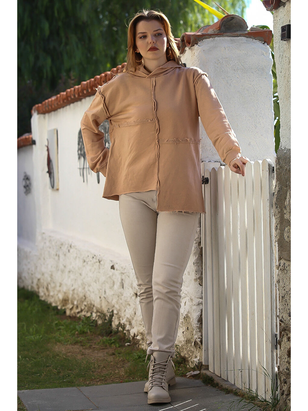 Pembe Somon Rengi Kapüşonlu Uzun Kol Yıkamalı Casual Pamuklu Asimetrik Örme Sweatshirt 75 65-4