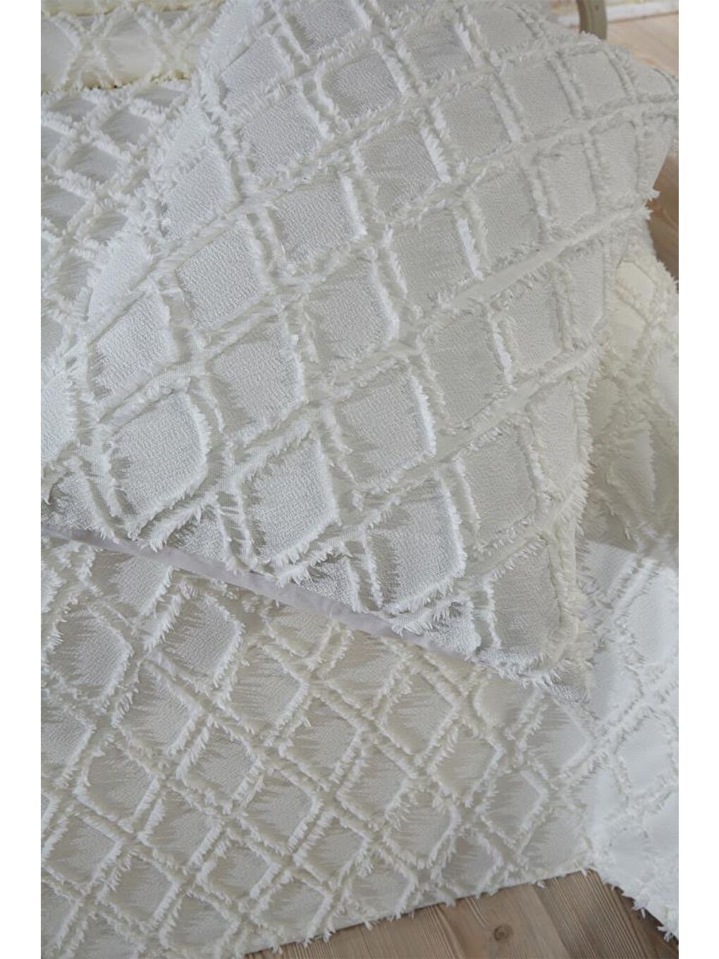 Ekru Vesya 3 Parça Çift Kişilik Pike Takımı Krem-6