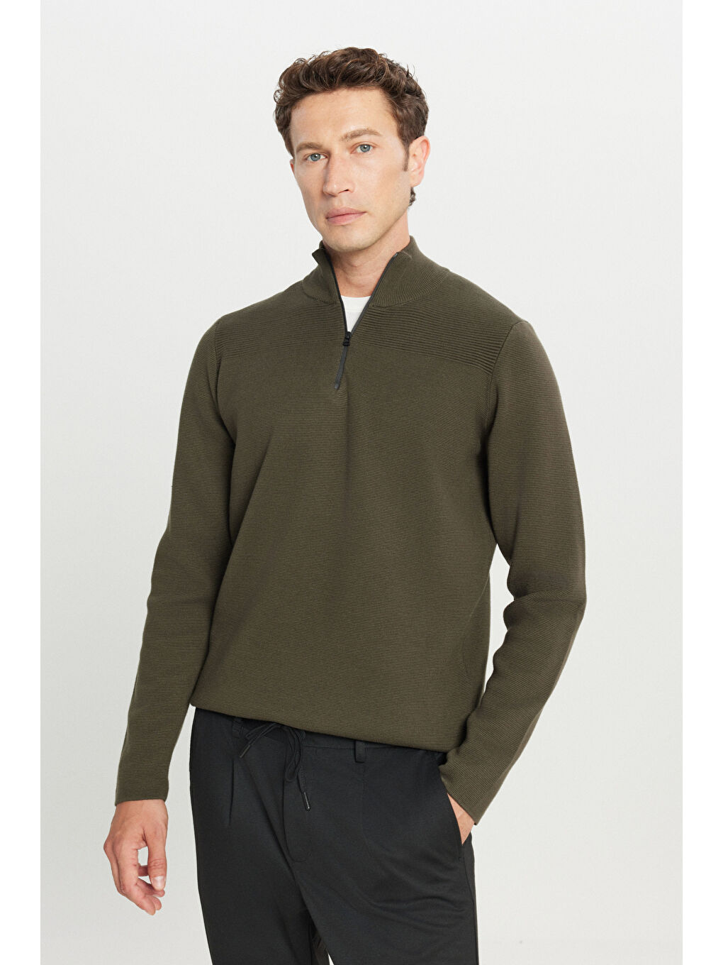Erkek Haki Melanj Pamuklu Slim Fit Dar Kesim Bato Yaka Dokulu Triko Kazak-2