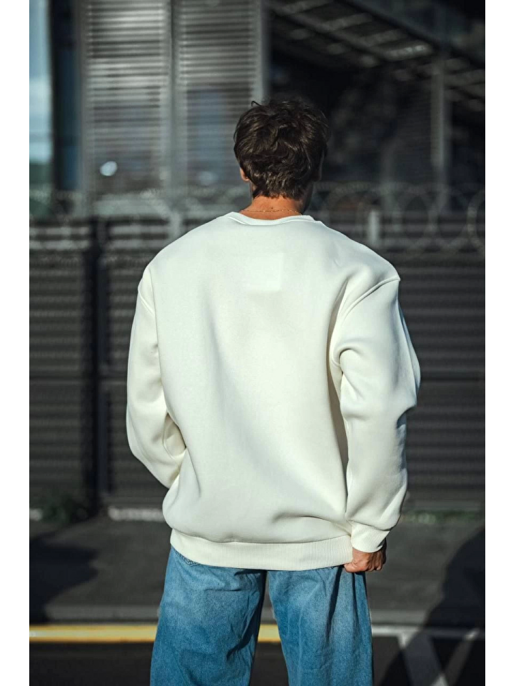 Kışlık Bisiklet Yaka Üç İplik Basic Sweatshirt - Beyaz-2