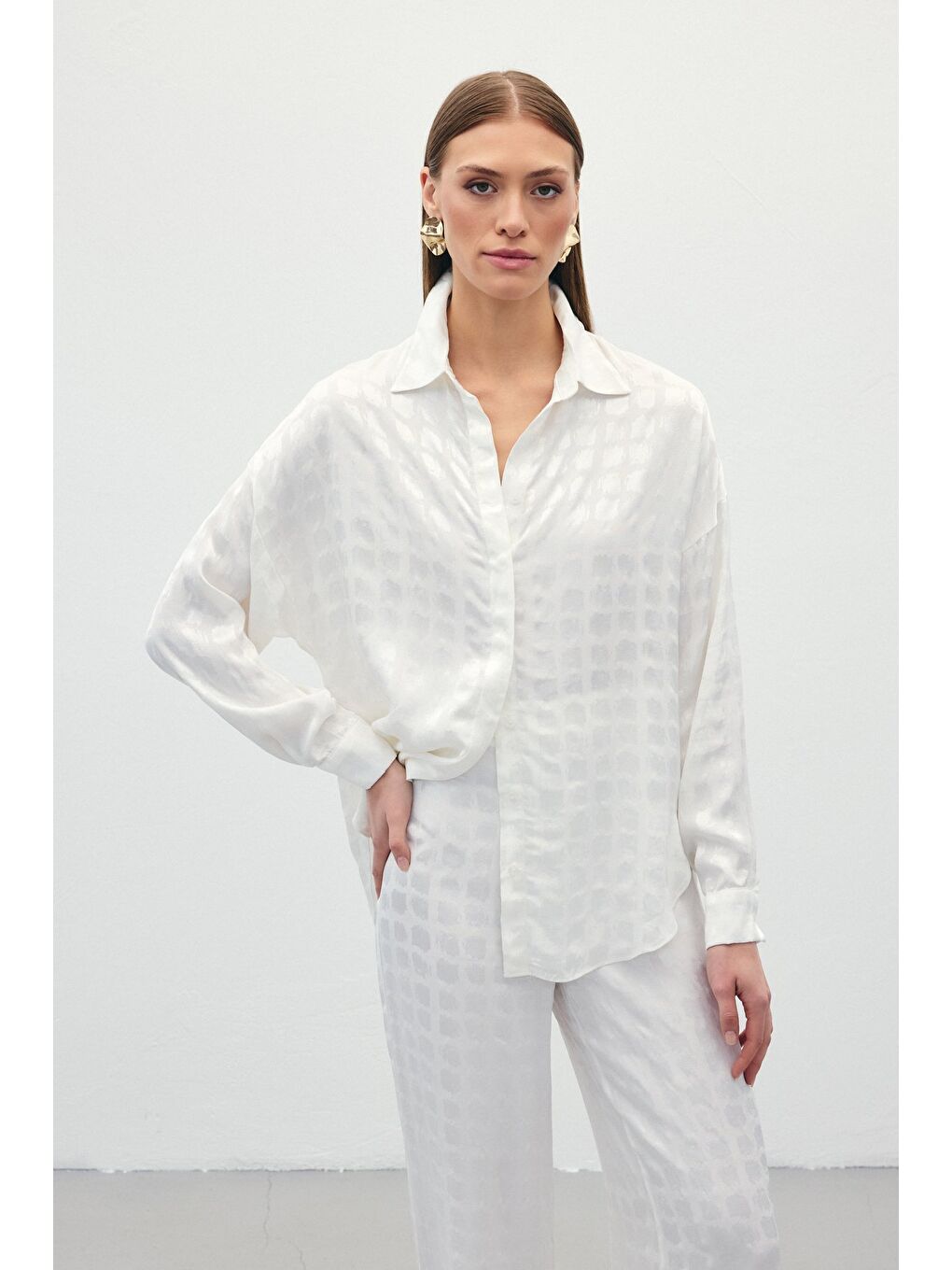 Jakarlı Saten Gömlek - Ekru-1