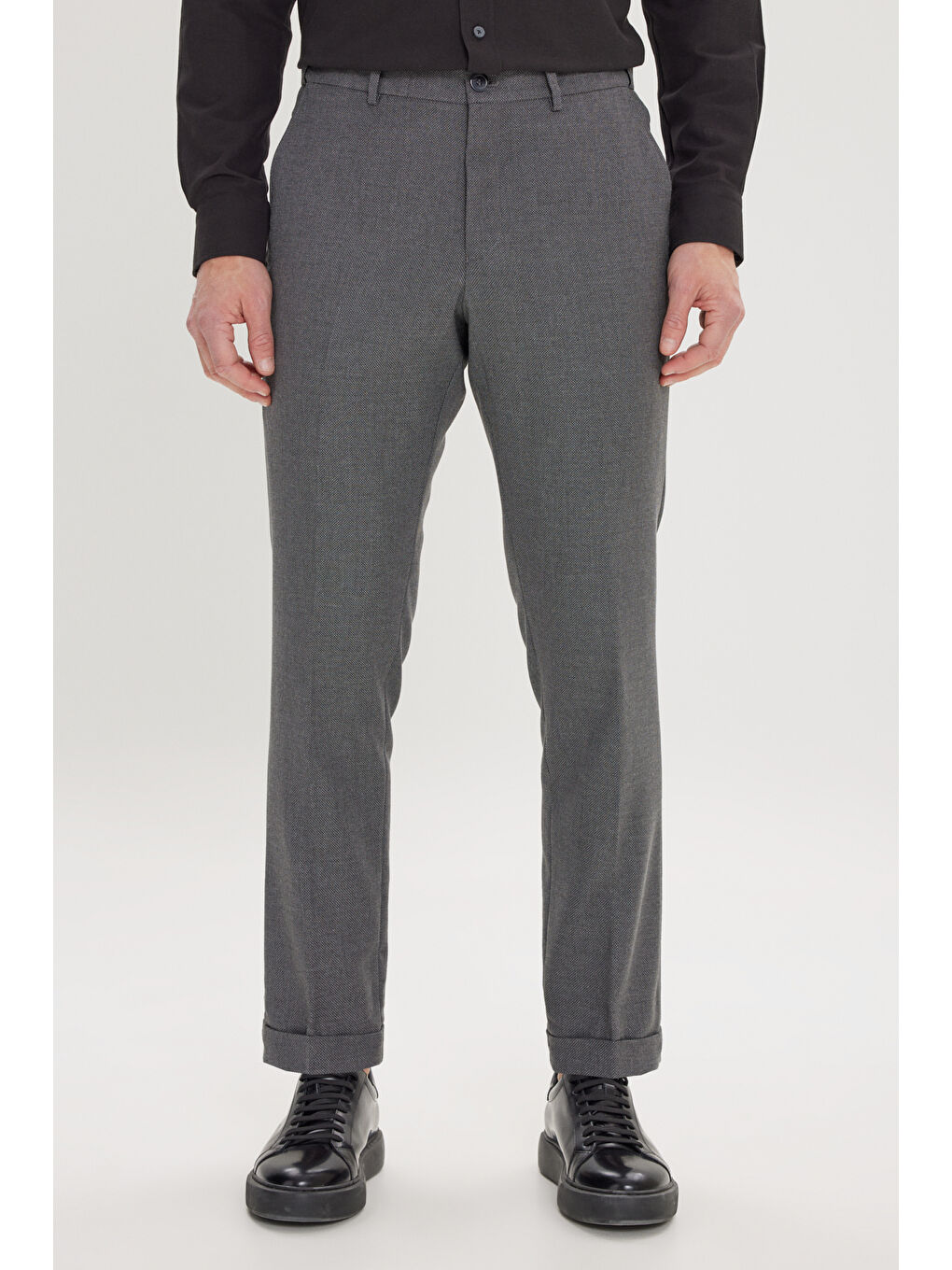 Erkek Siyah Slim Fit Kuş Gözü Desenli Esnek Beli Lastikli Bağlamalı Pantolon-2