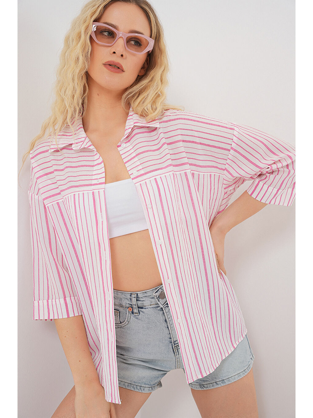 Pembe Kadın Çizgili Kısa Kol Gömlek 20344 - Pudra-3