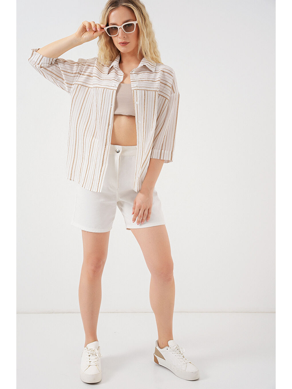 Ekru Kadın Çizgili Kısa Kol Gömlek 20344 - Krem-1