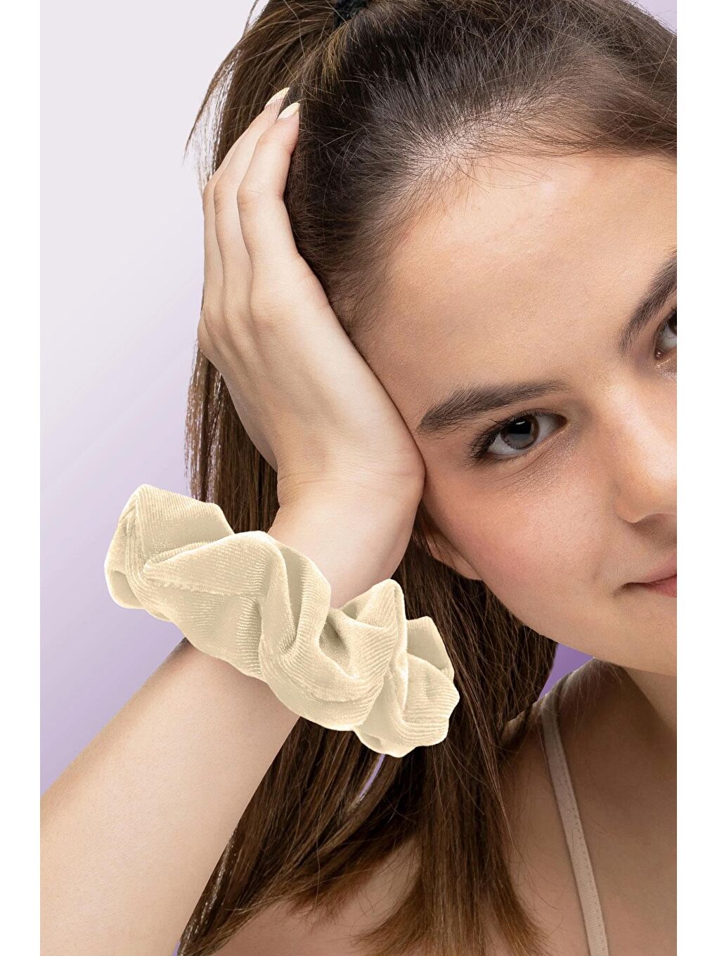 Beyaz Kadife Simit Toka-1