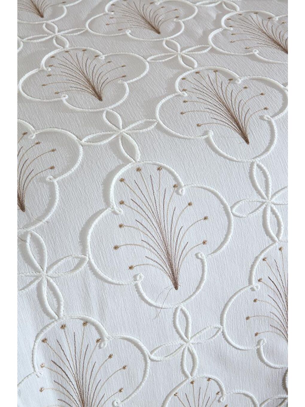 Karışık Sonay Nakışlı Şönil 2 Parça Tek Kişilik Yatak Örtüsü-3