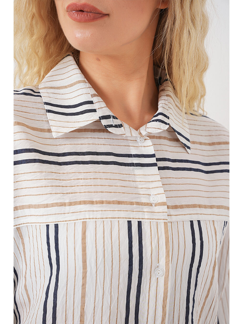 Kadın Çizgili Kısa Kol Gömlek 20344 - Bej-4