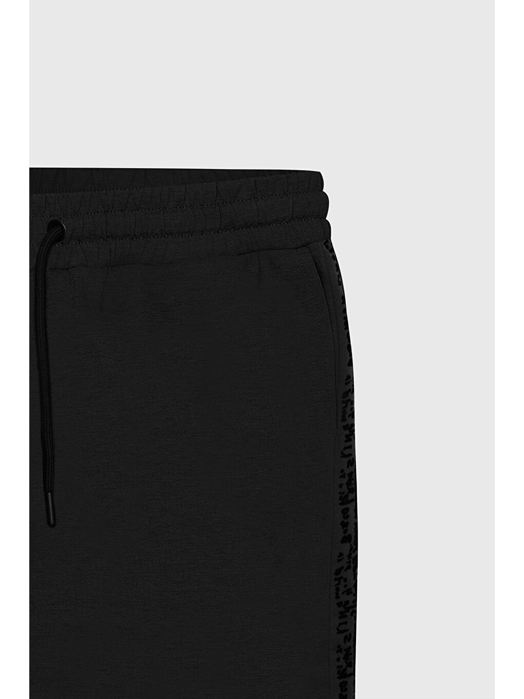Erkek Siyah Standart Fit Normal Kesim Casual Örme Şort-6