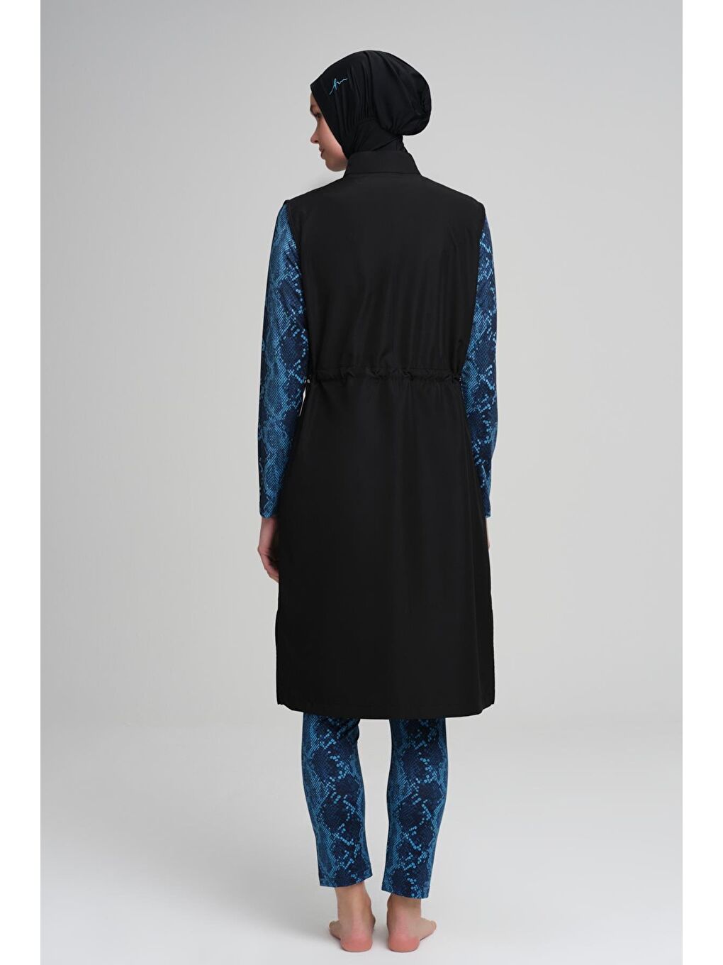 Mavi Desenli Siyah Jileli 4 Parça Tam Tesettür Mayo Takımı 3019-3
