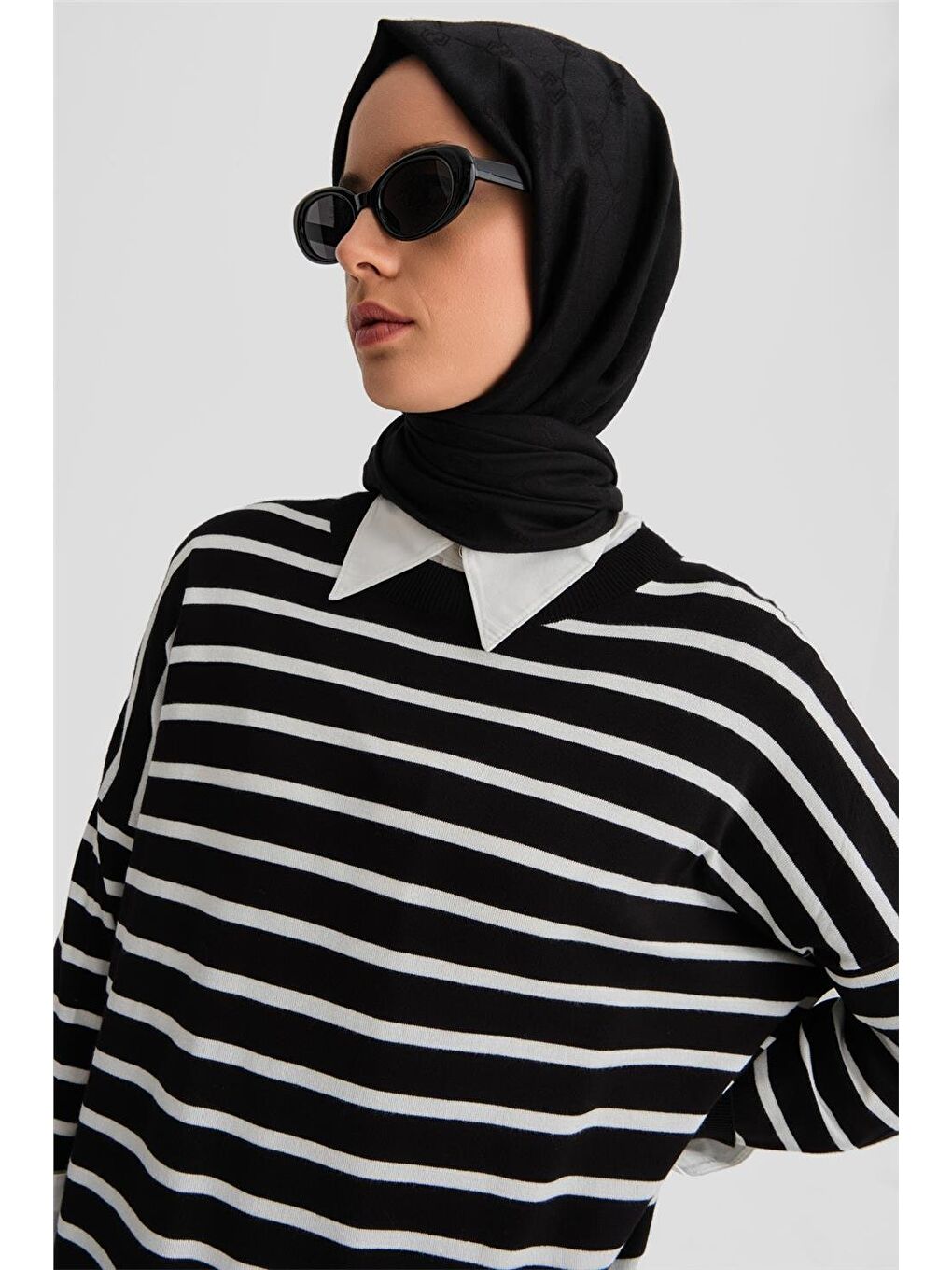 Çizgili Triko Tunik 24Kd2007 Siyah