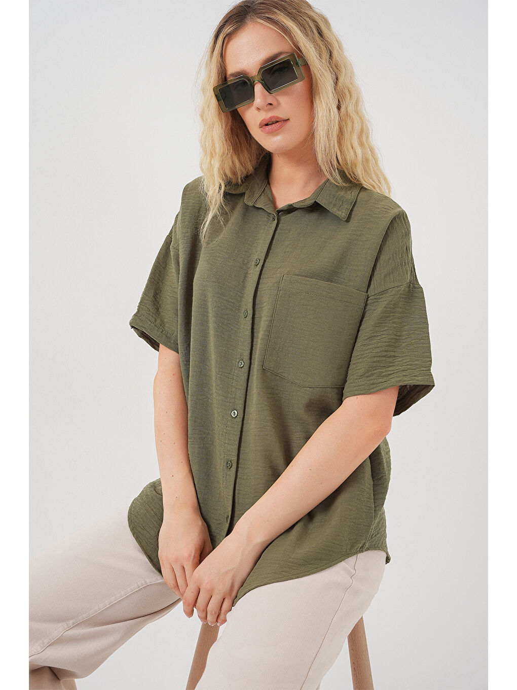Kadın Kısa Kol Keten Görünümlü Gömlek 20336 - Haki-2