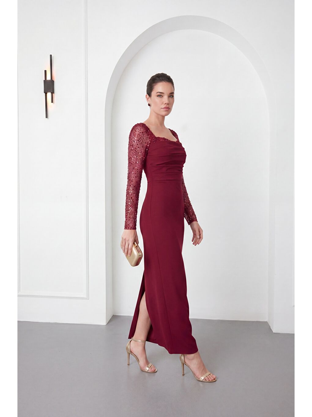 Kadın Bordo Dar Kalıp Kalp Yaka Kolları Payetli Söz Nişan Nikah Abiye