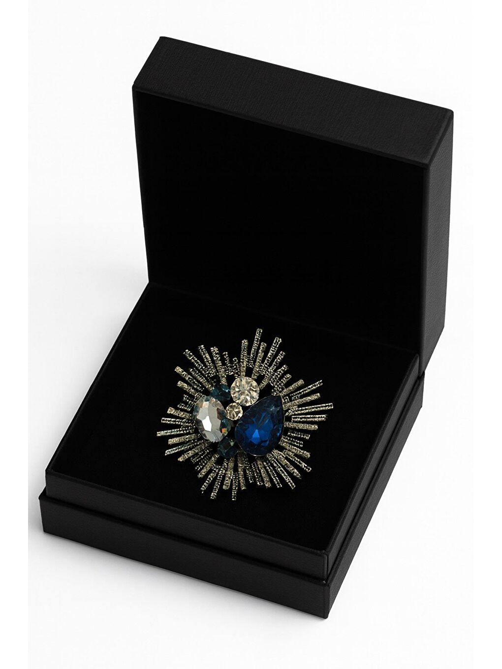 Gri Gece Tılsımı 3 Taşlı Antik Gümüş Broş Yaka İğnesi