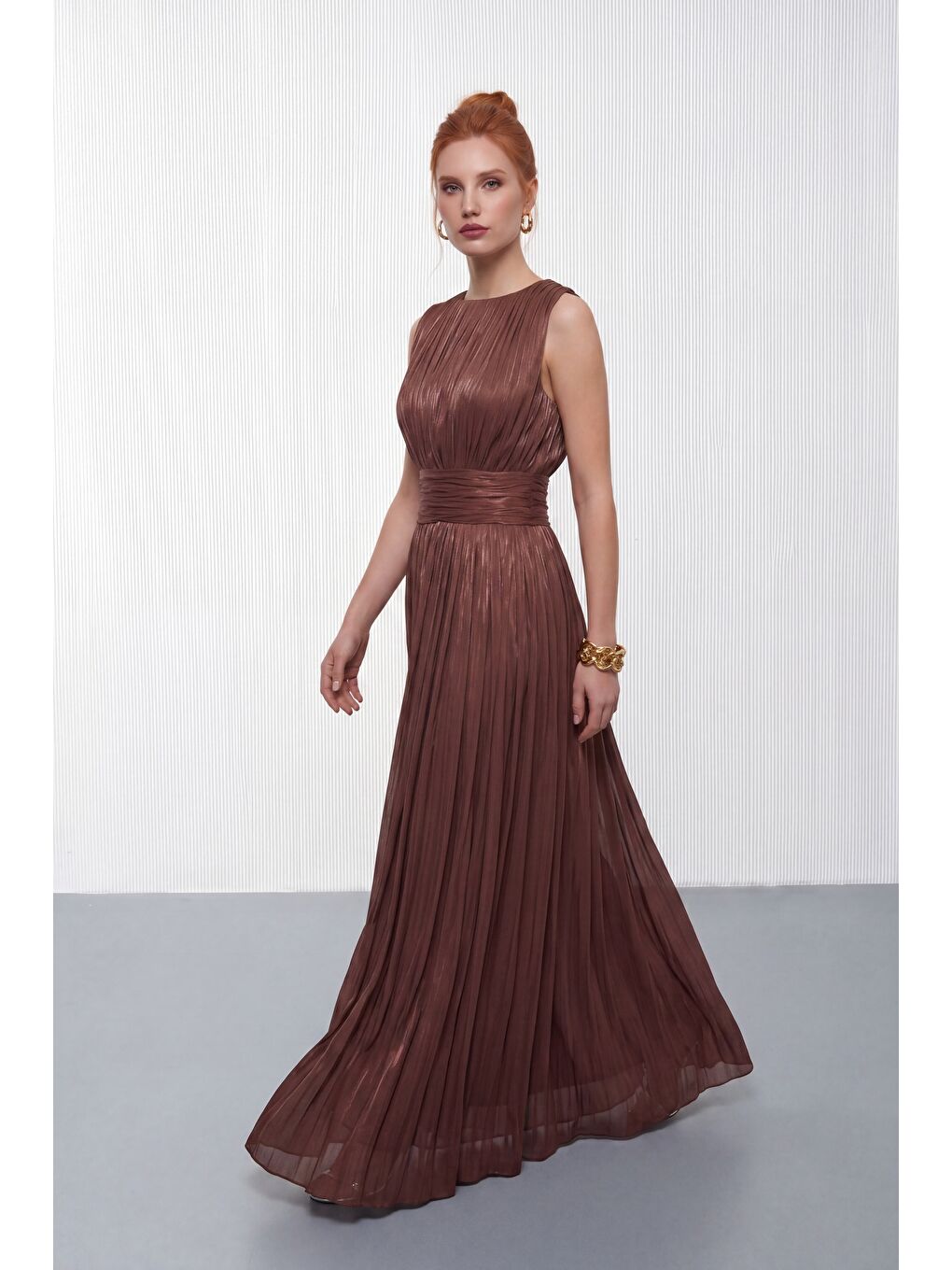 Kadın Kahverengi Bisiklet Yaka Pileli Uzun Davet Elbisesi