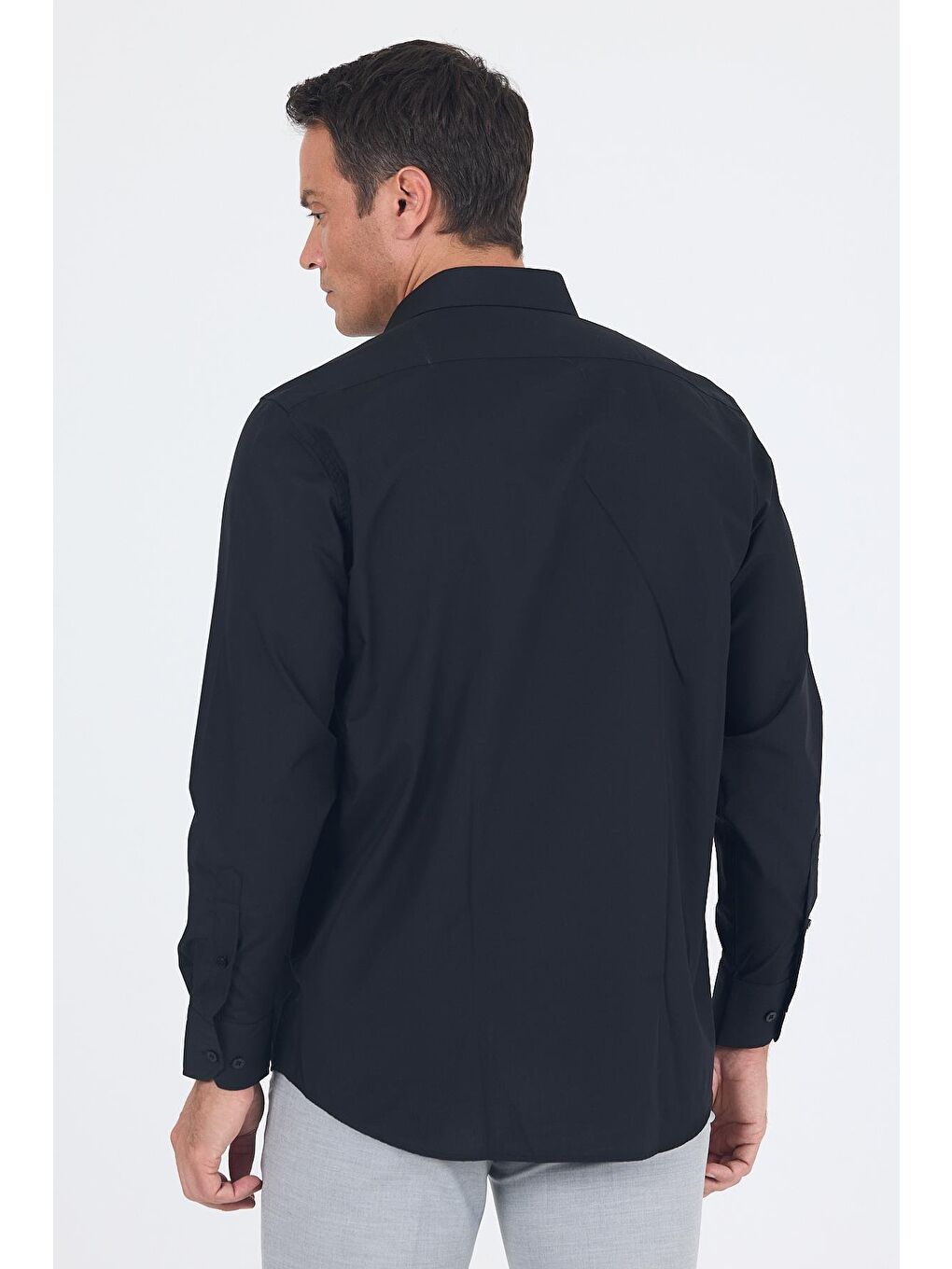 Siyah Uzun Kol Düz Bez Ayağı Sert Yaka Cep 30 Pamuklu Basic Comfort Fit Gömlek 1004250051_001-4