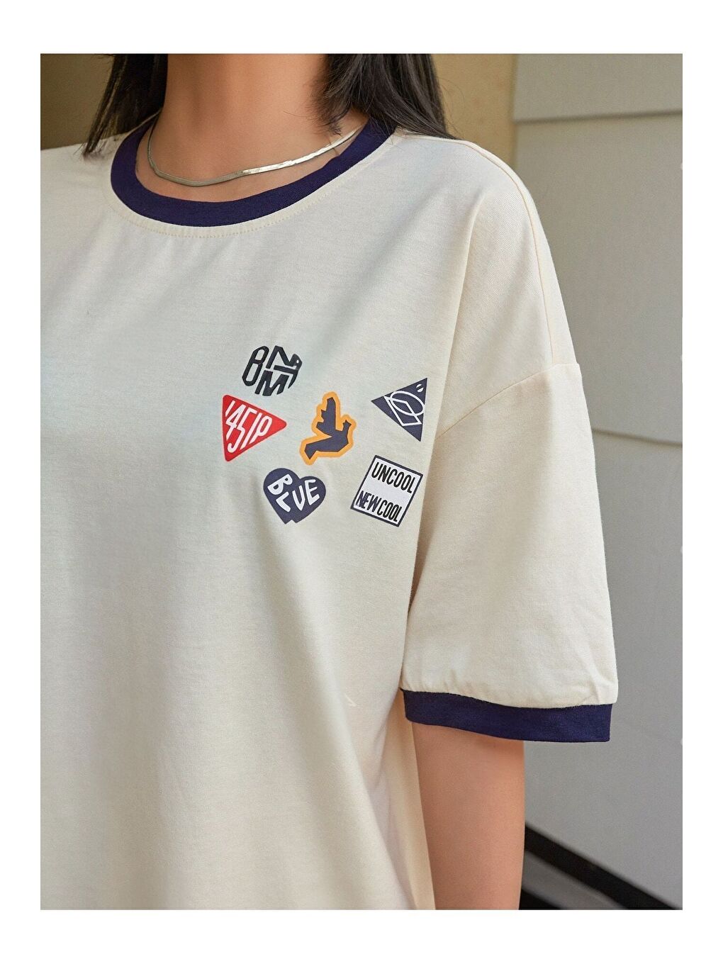 Uncool Parçalı Süprem T Shirt   Bej Lacivert Oversize Bisiklet Yaka Kısa Kol Tişört-1