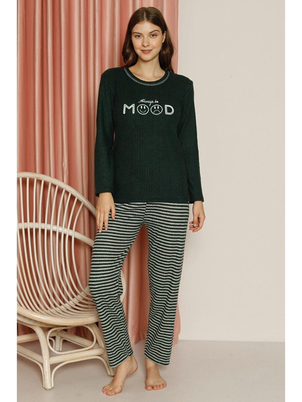 Yeşil Büyük Beden Tavşan Baskılı Pijama Takımı