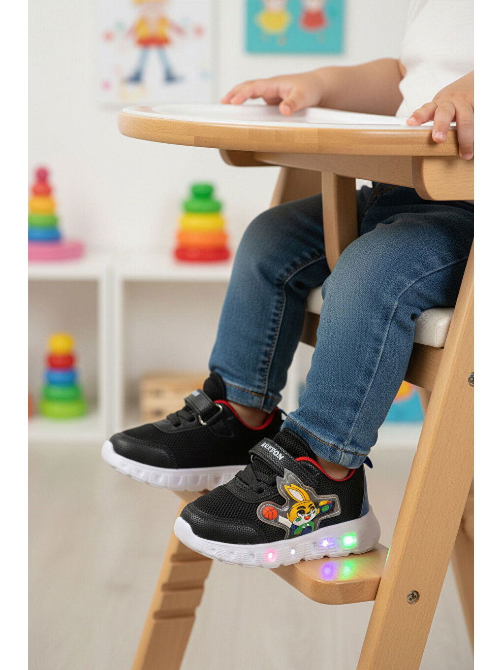 Siyah Cırtlı Işıklı Fileli Hafif Bebek Spor Ayakkabı 1015 B-2