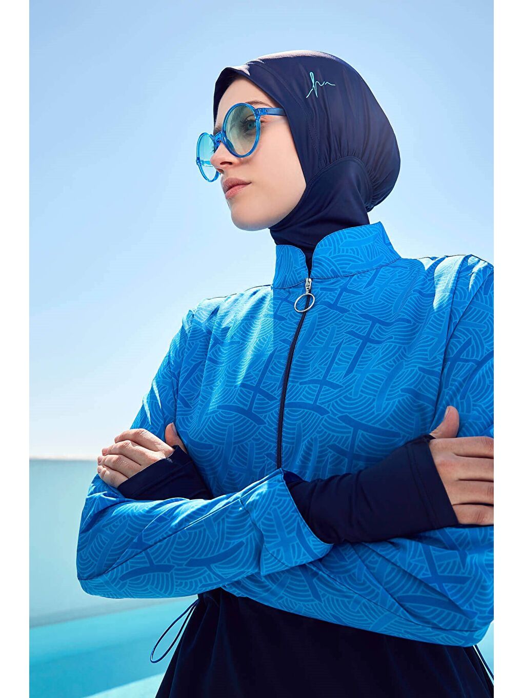 Esila Monogram Desenli Lacivert 4 Parça Tam Tesettür Mayo Takımı 2934-2