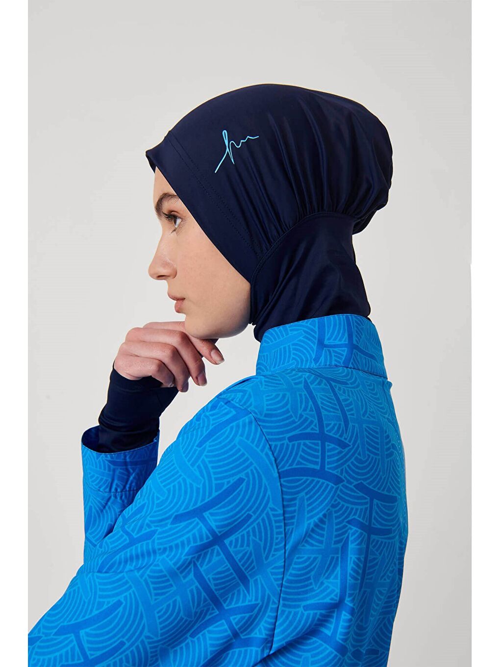 Esila Monogram Desenli Lacivert 4 Parça Tam Tesettür Mayo Takımı 2934-5