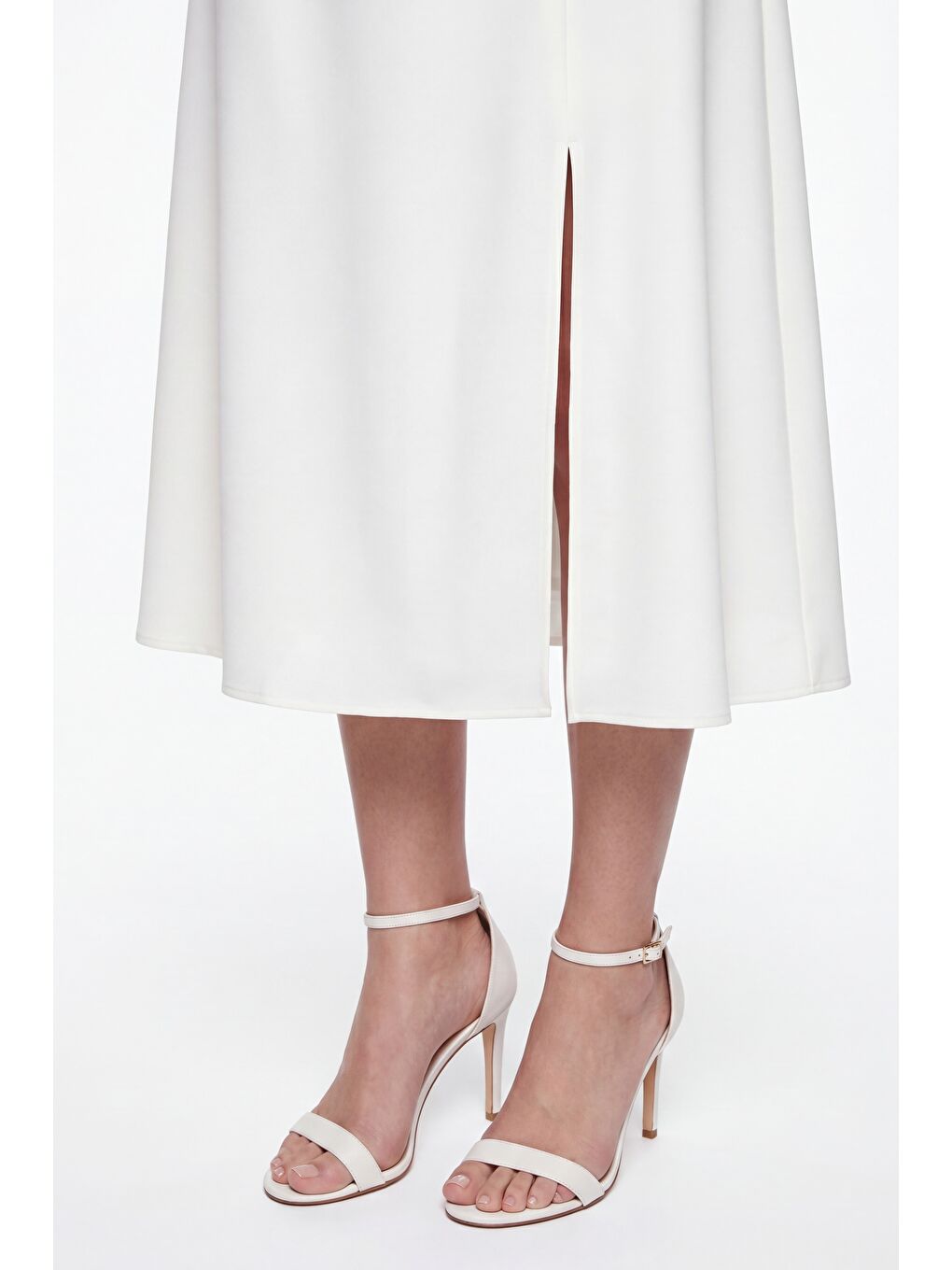 Kadın Beyaz V Yaka Yırtmaçlı Midi Kloş Davet Elbisesi-2