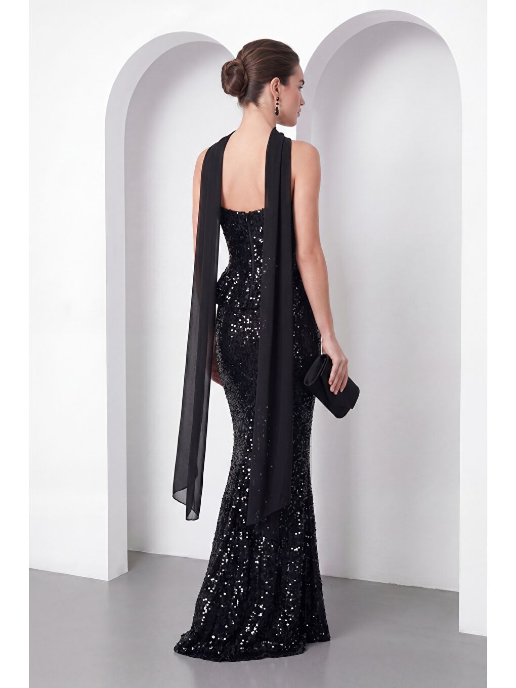 Kadın Siyah Şal Yaka Pul Payet Uzun Balık Abiye Elbise-4