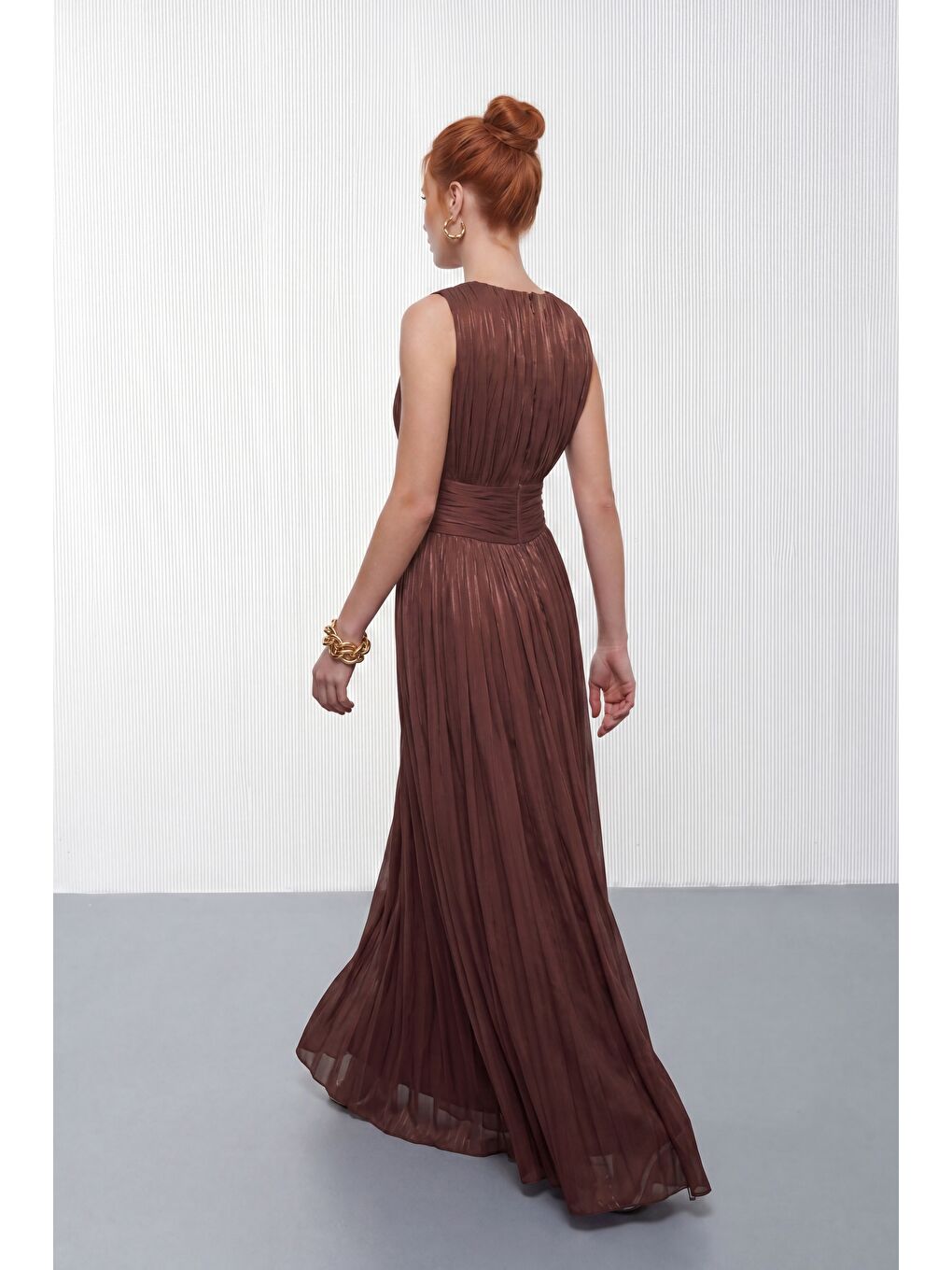Kadın Kahverengi Bisiklet Yaka Pileli Uzun Davet Elbisesi-5