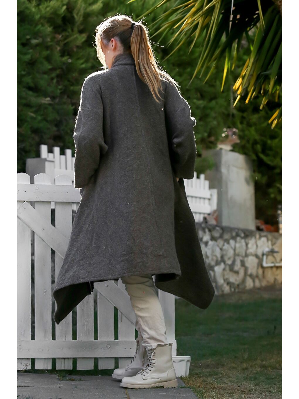 İtalyan Antrasit Hakim Yaka Uzun Kol Fermuarlı Gizli Cepli Kaşe Oversize Dokuma Kaban 105 70-1