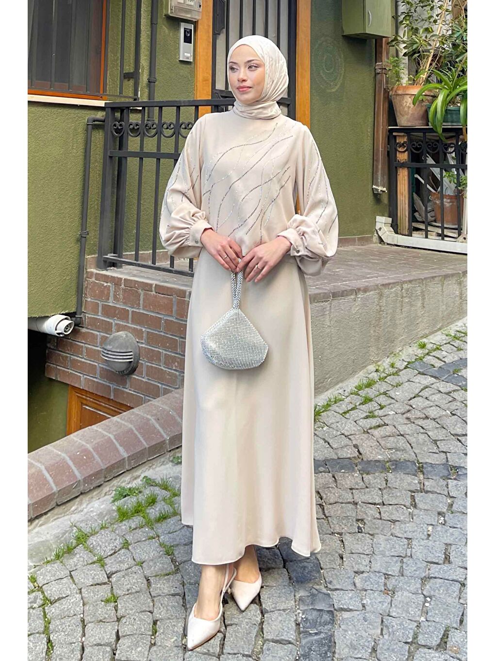 Premium Taş Detaylı Etekli Tesettür Takım Bej-1