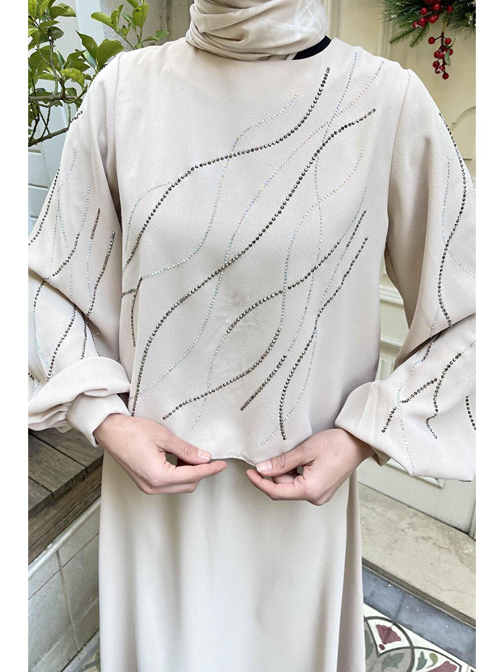 Premium Taş Detaylı Etekli Tesettür Takım Bej-3