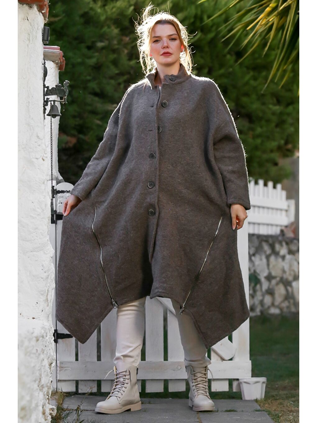 İtalyan Antrasit Hakim Yaka Uzun Kol Fermuarlı Gizli Cepli Kaşe Oversize Dokuma Kaban 105 70-2