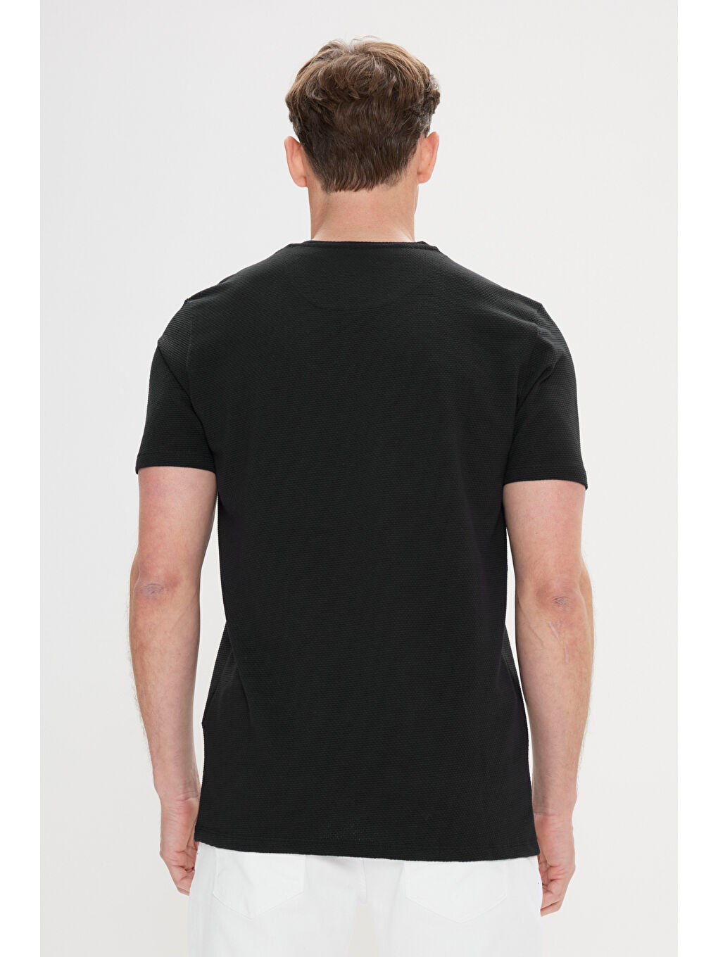 Erkek Siyah Slim Fit Bisiklet Yaka Kısa Kollu Yumuşak Tuşeli Basic Tişört-3