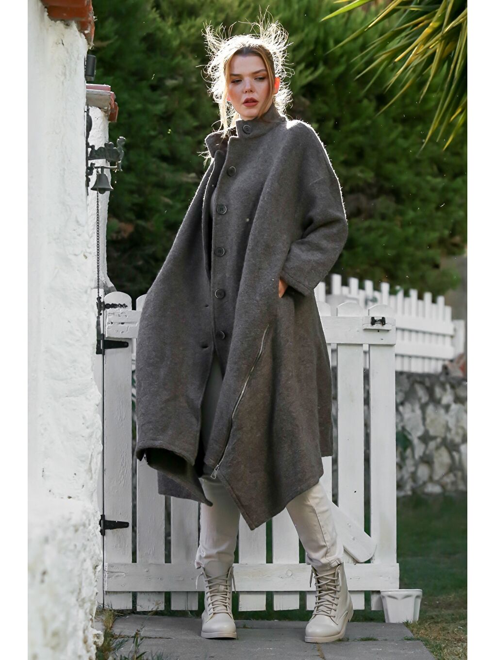 İtalyan Antrasit Hakim Yaka Uzun Kol Fermuarlı Gizli Cepli Kaşe Oversize Dokuma Kaban 105 70-6