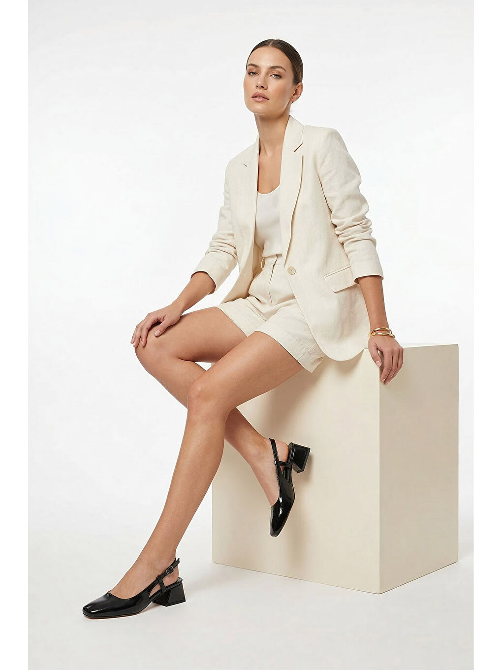 Siyah Kadın SİYAH Küt Burun Arkası Açık Ayakkabı-2