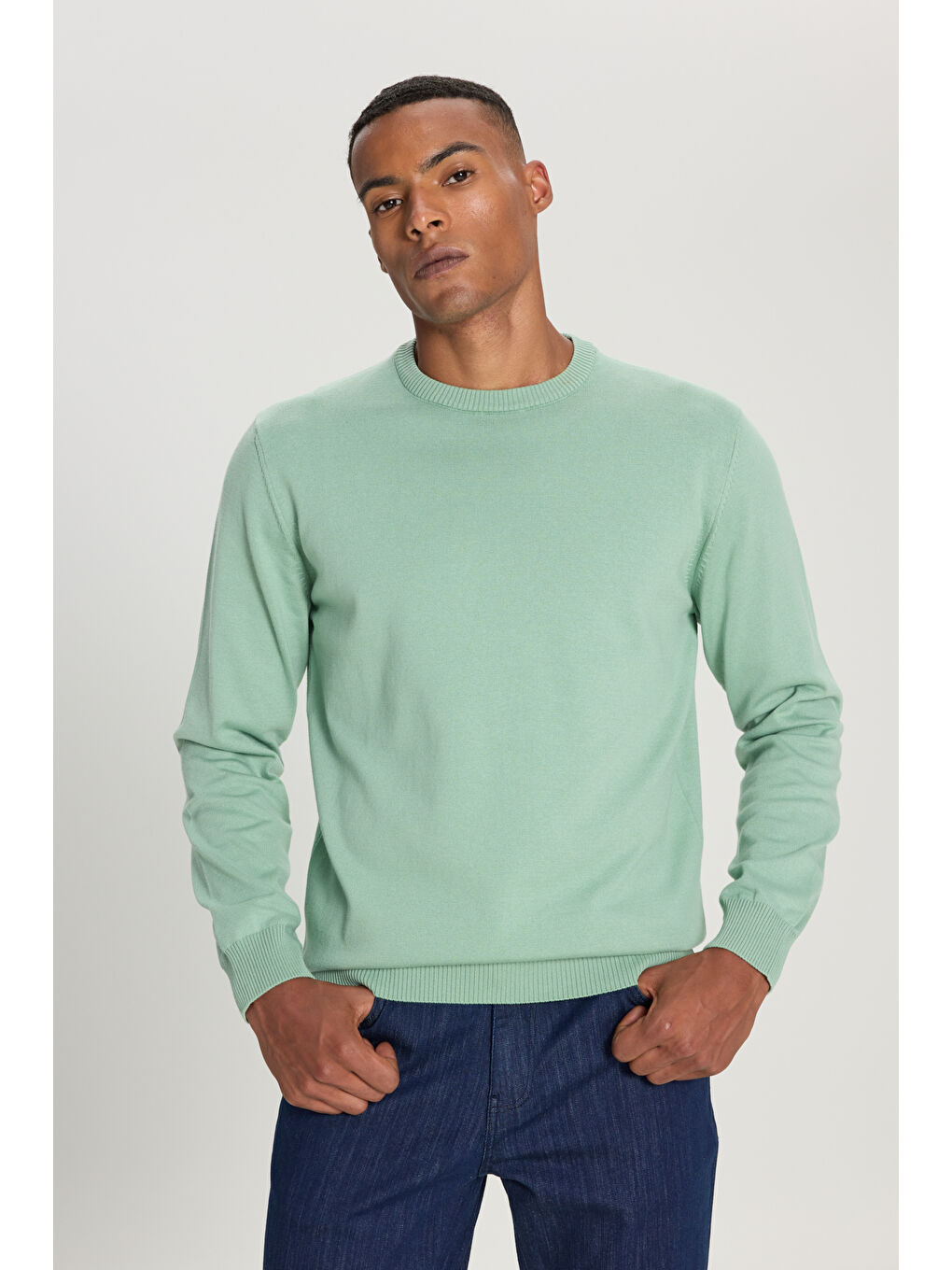 Erkek Su Yeşili Pamuklu Standart Fit Normal Kesim Bisiklet Yaka Triko Kazak