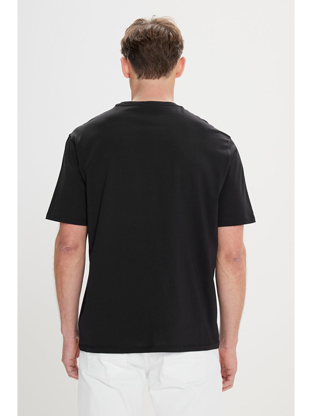 Erkek Siyah Modern Fit Rahat Kesim %100 Pamuk Baskılı Bisiklet Yaka Tişört-4