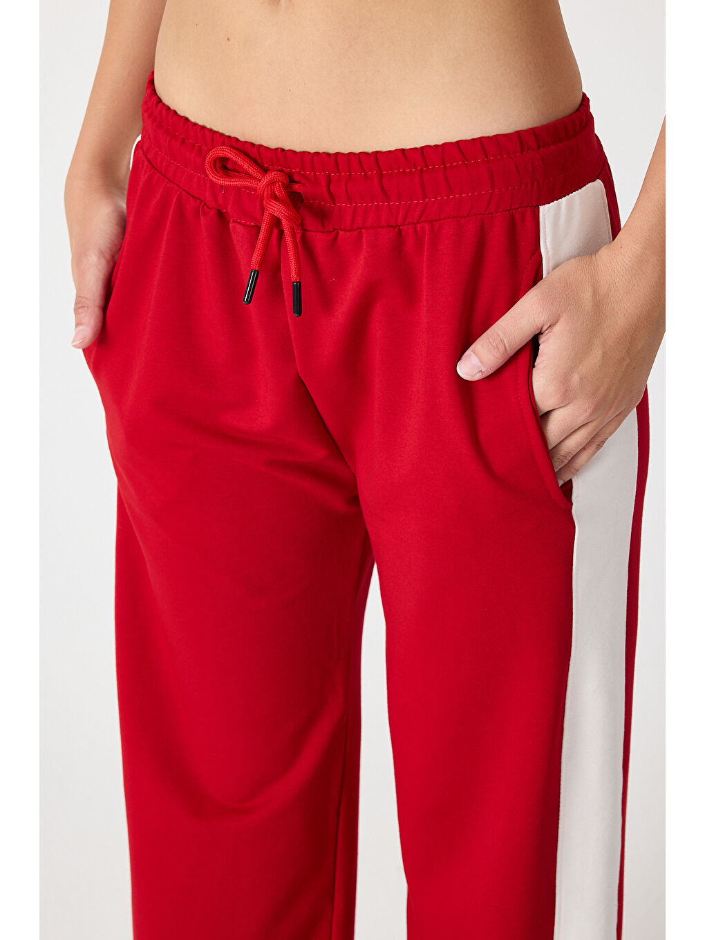 Kırmızı Kadın Yanı Şeritli Plazzo Pantolon 3000-3