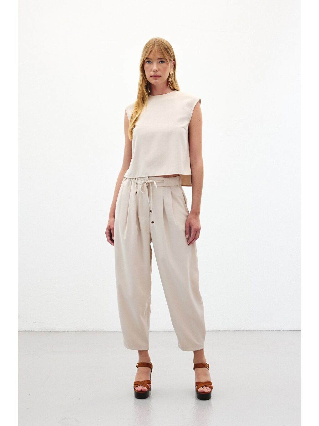 Bej Şalvar Kesim Pantolon - Taş-2