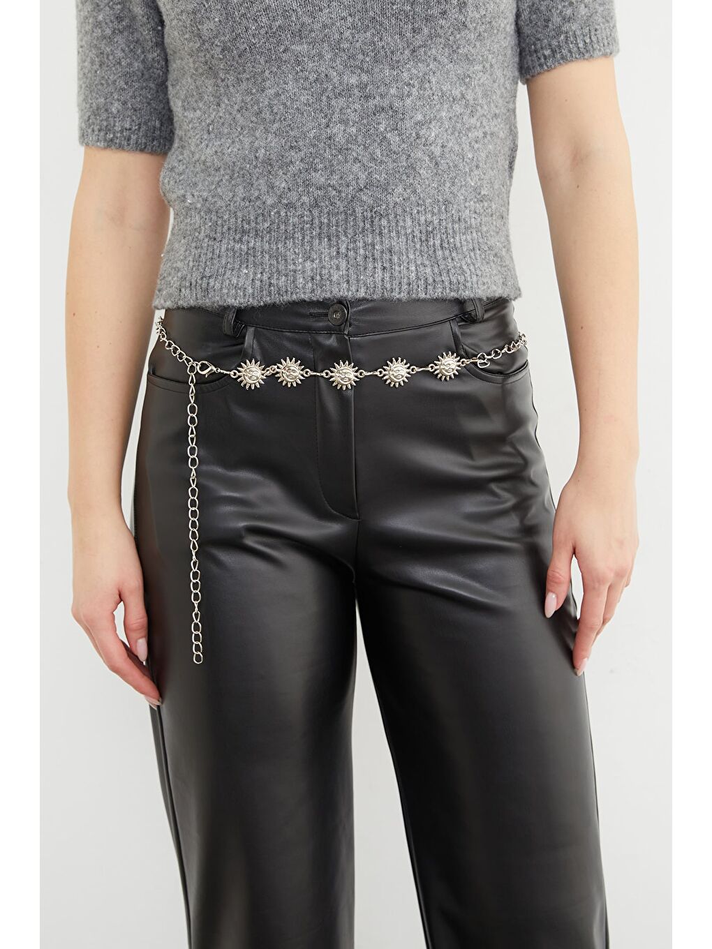 Gri Güneş Detaylı Zincir Kemer