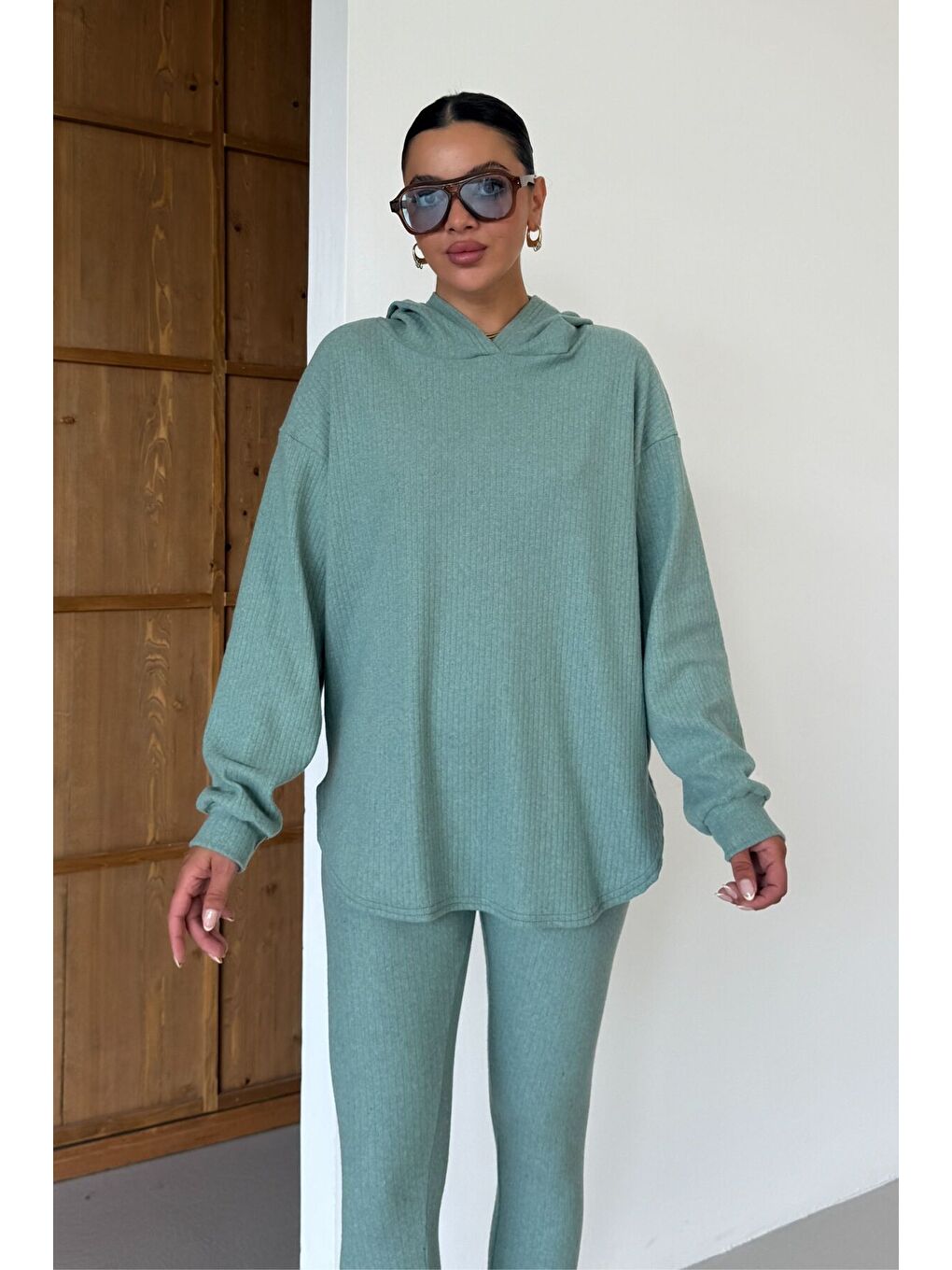 Kadın Mint Yeşili Oval Bel Detay Fitilli Kapüşonlu Taytlı İnterlok Takım-2