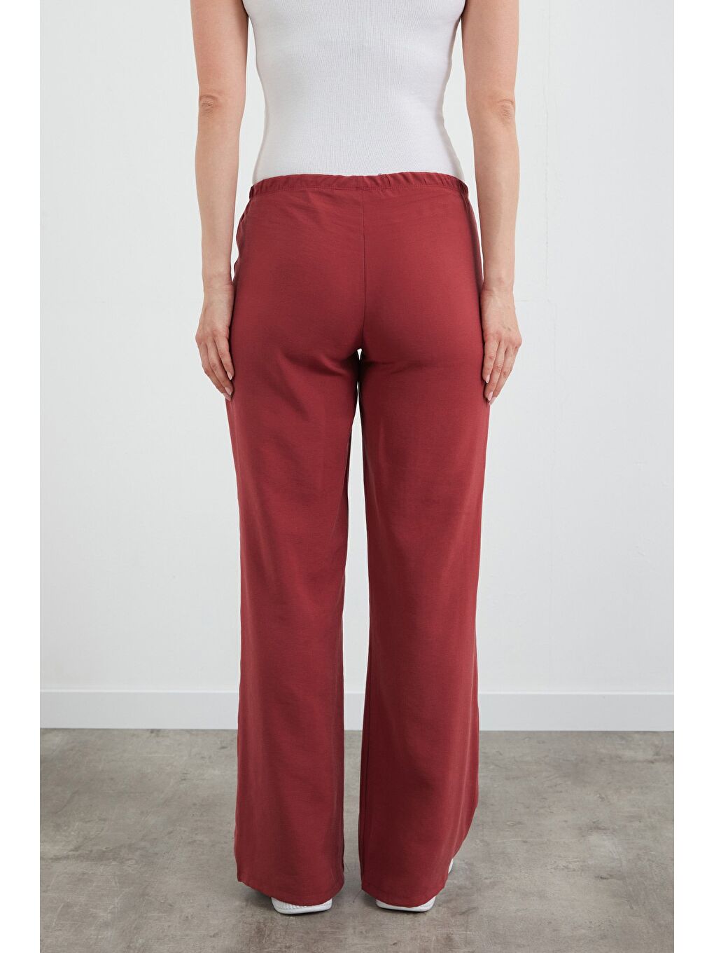 Bordo Beli Lastikli Düşük Bel Modal Palazzo Pantolon-3