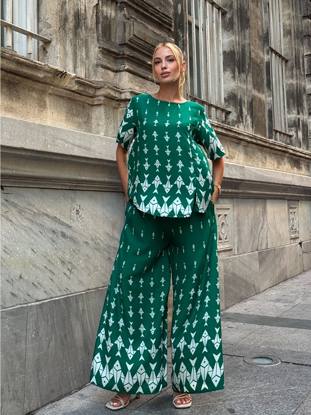 Yeşil Viskon Kumaş Desenli Bol Paça Alt Üst Takım-1