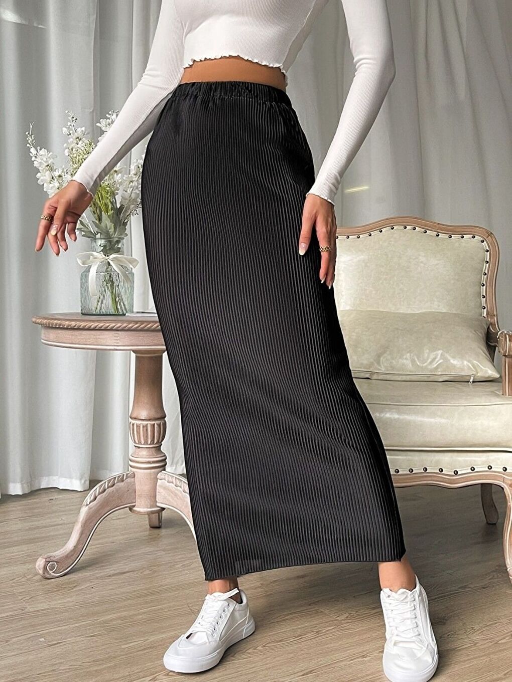 Kadın Siyah Beli Lastikli Maxi Boy Piliseli Etek