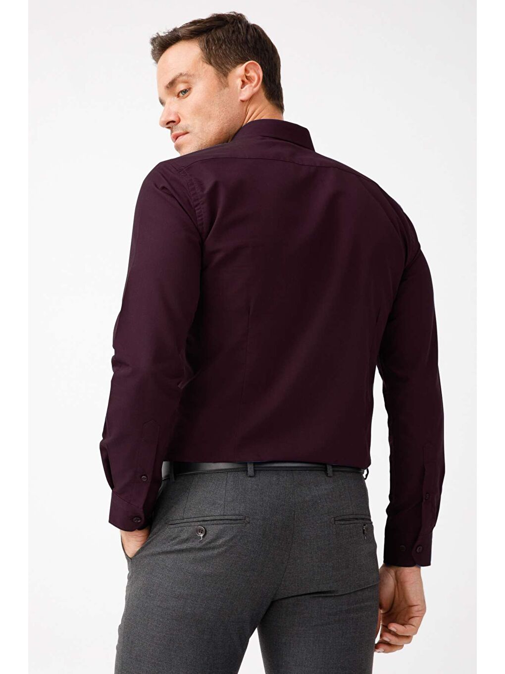 Mor Rahat Kalıp Klasik Yaka Düz Uzun Kollu Cepli Pamuklu Gömlek-1
