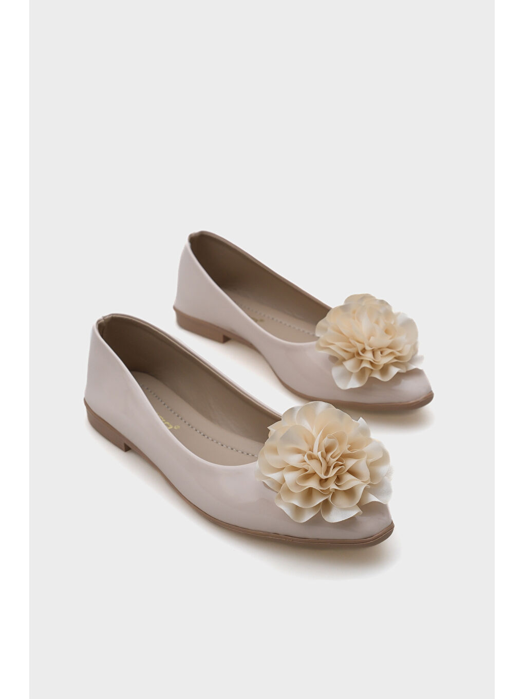 Bej Cher Kadın Çiçekli Babet-2