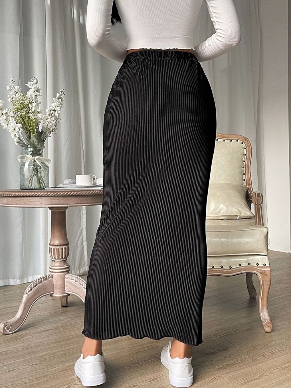 Kadın Siyah Beli Lastikli Maxi Boy Piliseli Etek-4