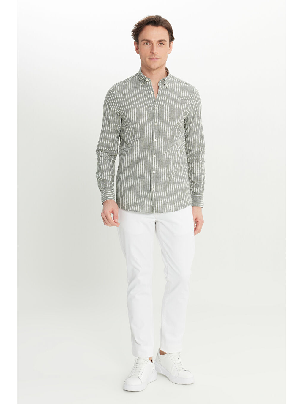 Erkek Haki Keten Slim Fit Dar Kesim Düğmeli Yaka Çizgili Gömlek-1